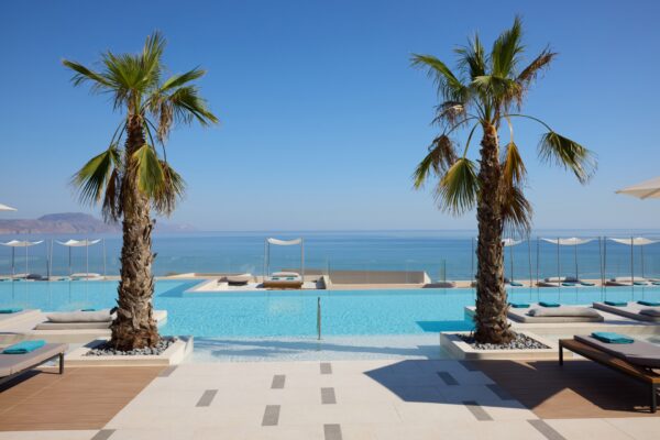 Oros Beach Resort - Pool