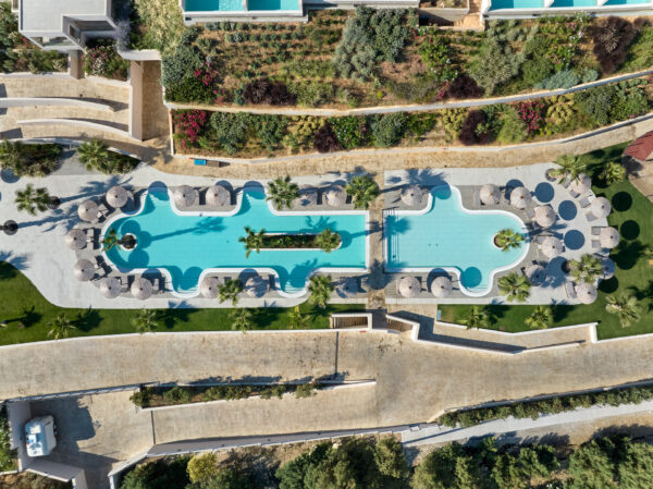 Oros Luxury Beach Resort - Kids O’ Clock